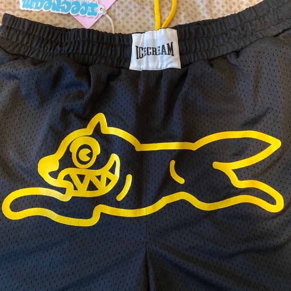 ICECREAM EXCLUSIVE RUNNING DOG BASKETBALL SHORTS - Picture 4 of 10